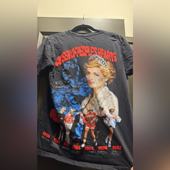 Vintage Princess Diana Tee - Charcoal - Picture 5 of 5